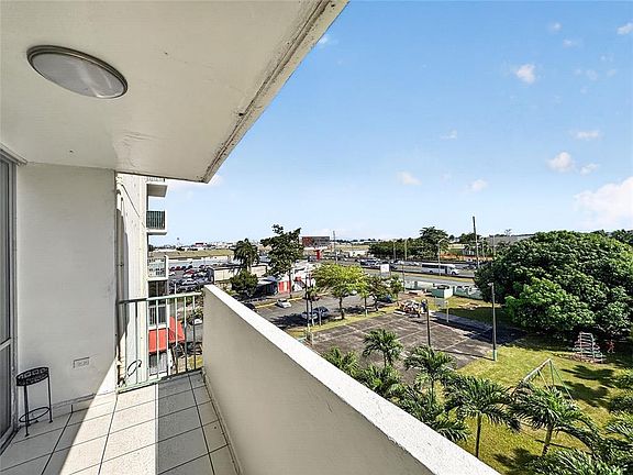 3rd image of K Condominio Intersuites APT 5