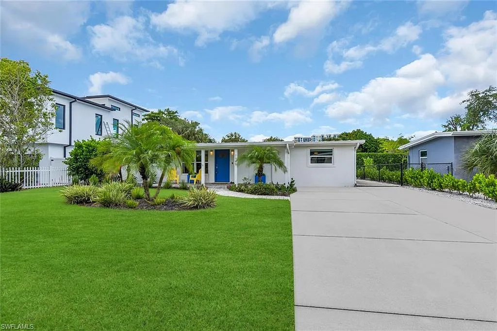 4 bed, 3.0 bath, 1600 sqft, $9,000 — Photo 2
