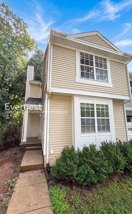 1st image of 15375 Inlet Pl