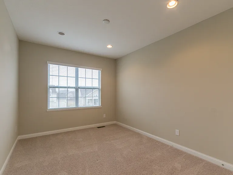 Scioto Chase Blvd — Photo 25