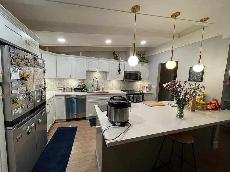4771 Hazelwood Ave — Photo 30