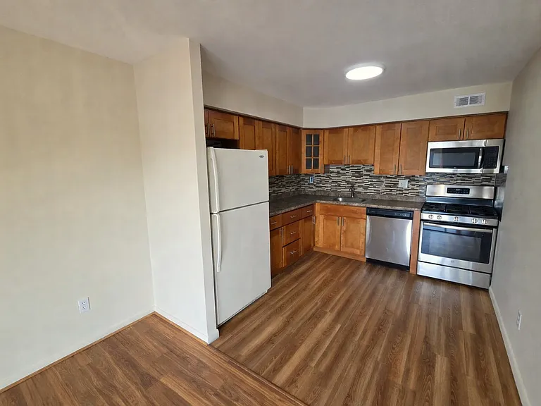 813 Red Lion Rd #C11 — Photo 11