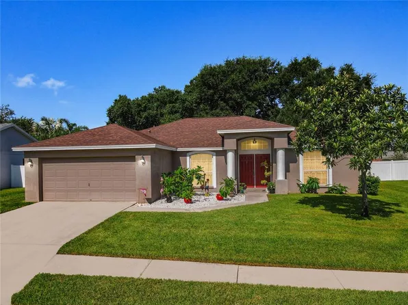 5643 Fischer Dr, Lakeland, FL 33812