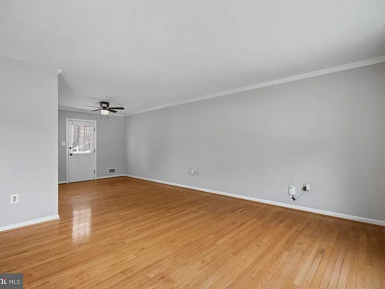 11603 Butlers Branch Rd — Photo 5
