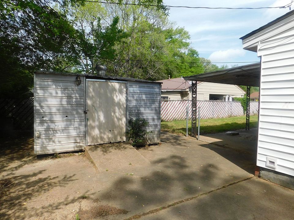 2nd image of 9155 Forrest Dr