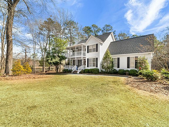 2nd image of 3344 Tamara Ln