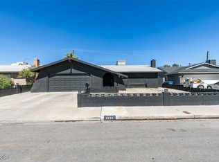 6536 Larchwood Ln, Las Vegas, NV 89103