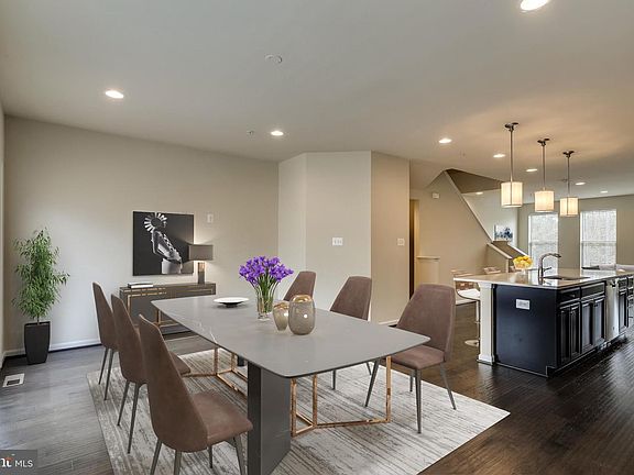 2nd image of 7208 Hartley Ln