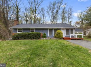 7244 Vellex Ln, Annandale, VA 22003