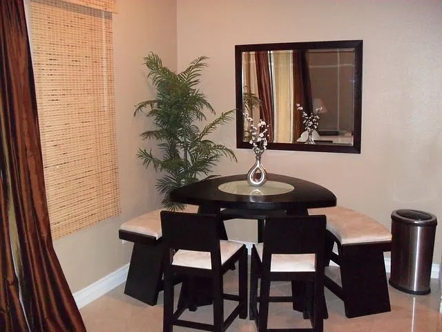 Meridian Top-Floor Luxury 1Bdr/Bath Fully Furnished (Utilities and Internet Included) — Photo 4