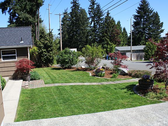 3rd image of 7545 151st Ave NE