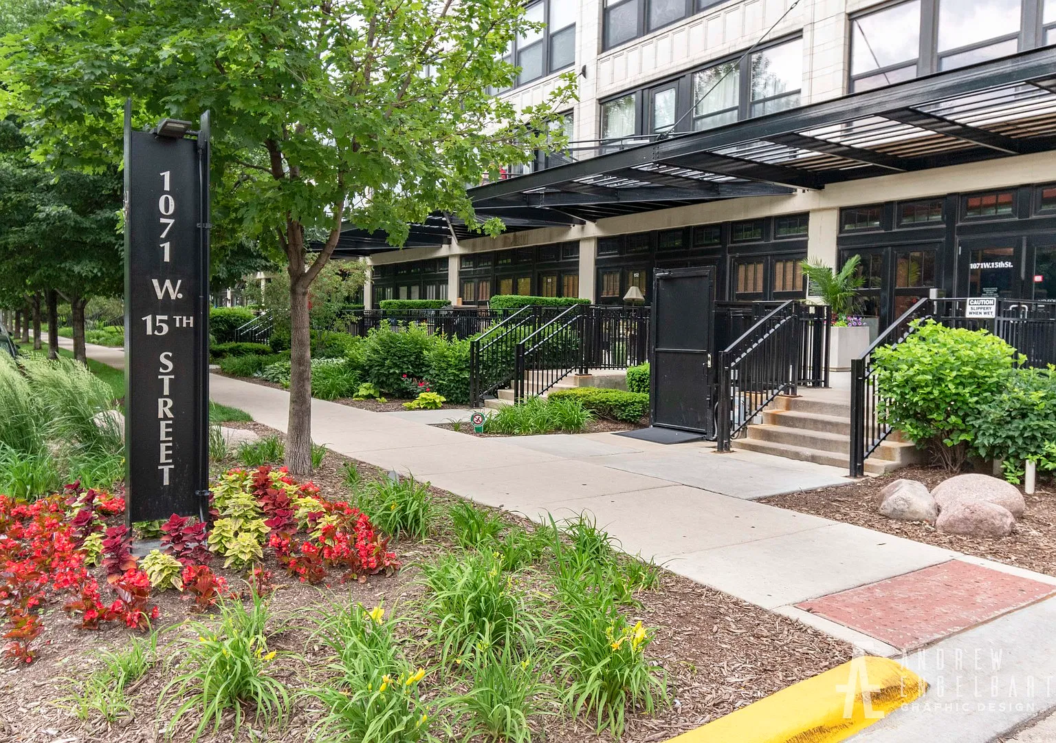 1 bed, 845 sqft, $2,400 — Photo 1