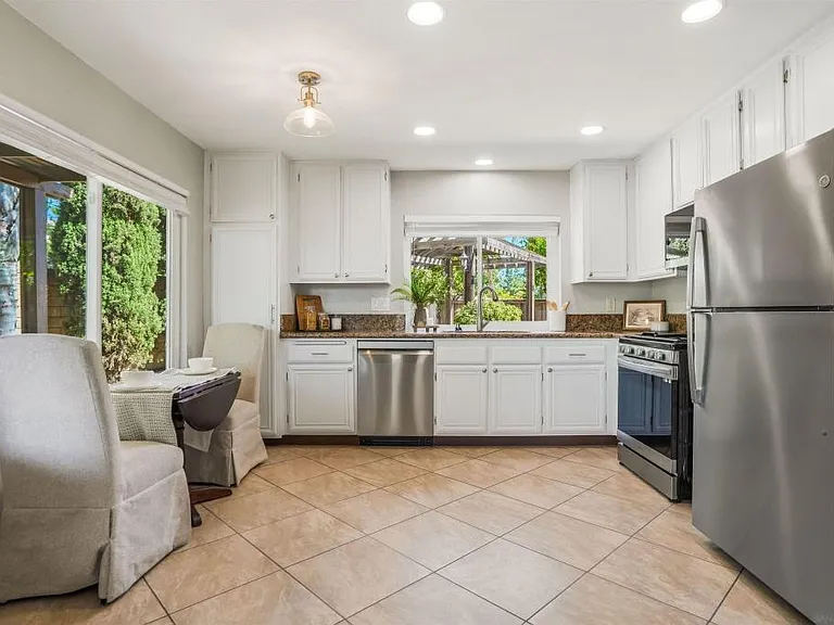 10684 Stanwell Pl — Photo 13