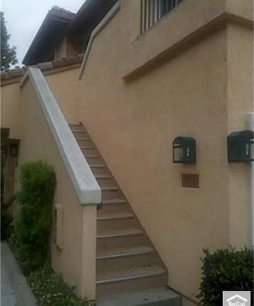 2nd image of 2800 Ladrillo Aisle #27