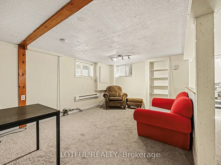 98 Queen Mary St #2 — Photo 6