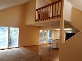 10 Eagle Crest Dr, Lake Oswego, OR 97035