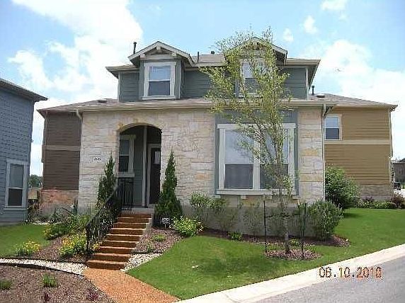 1st image of 2705 Bond Dr