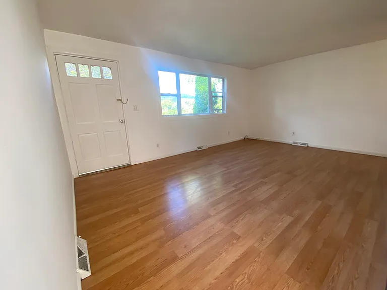 Cochran Rd — Photo 20