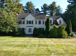 19 Blueberry Ln, Topsfield, MA 01983
