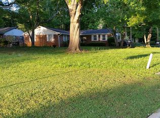 1820 Evergreen Ln, Alpharetta, GA 30009