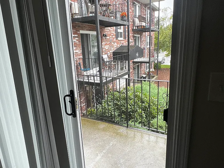 Dean St — Photo 19