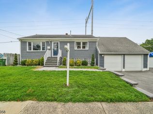 327 Cristiani St, Roselle, NJ