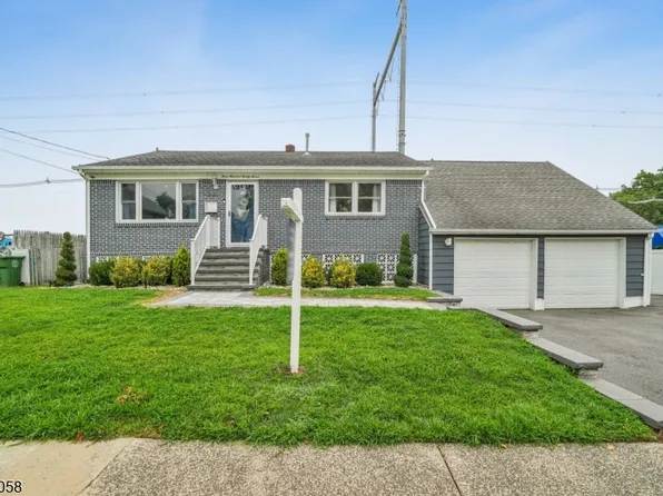 327 Cristiani St, Roselle Boro, NJ 07203