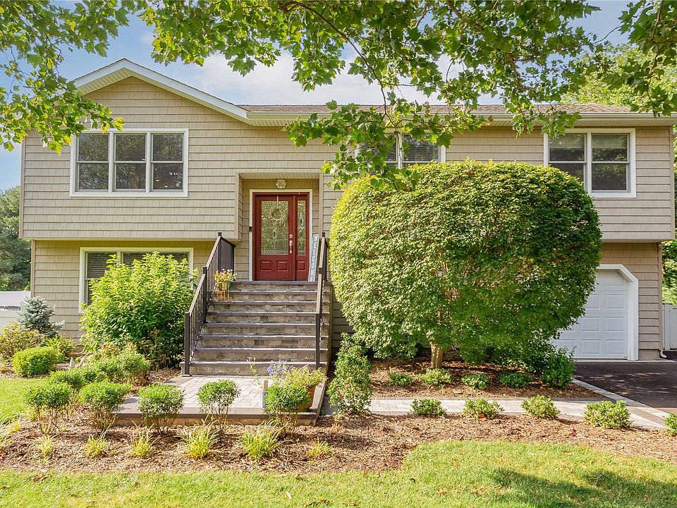 1st image of 2 Shetland Ln