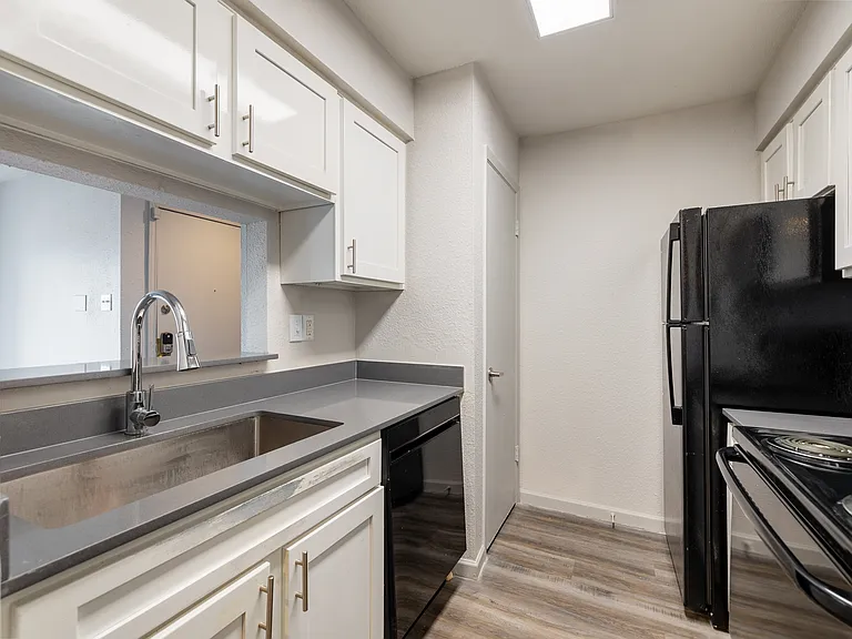 Urban Palms Apartment Homes — Photo 13