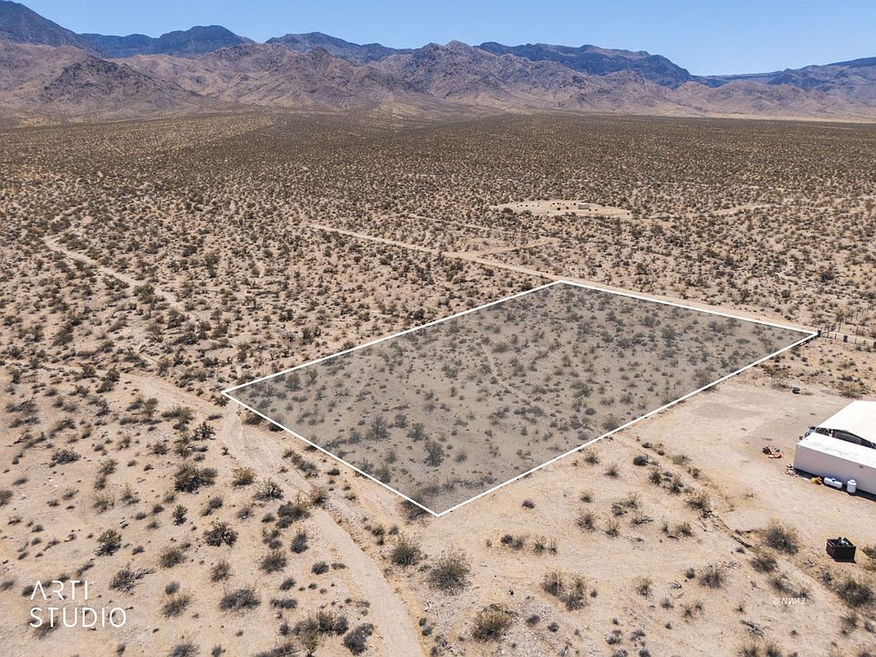1st image of 1 E Red Horizon Rd