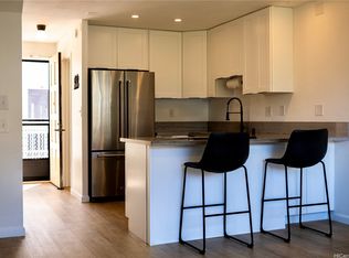 350 Aoloa St APT C225, Kailua, HI 96734