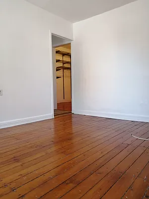 Rented by City Connections Realty | media 9