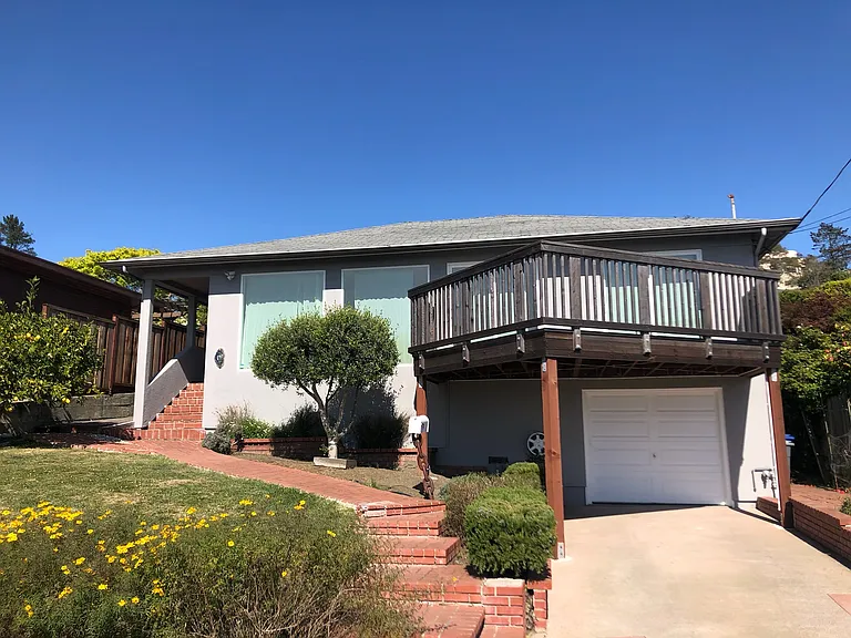 Kenilworth Dr — Photo 2