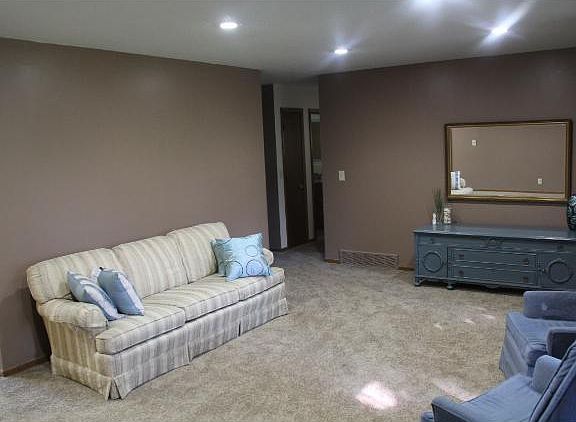 3rd image of 5708 Boone Pl N