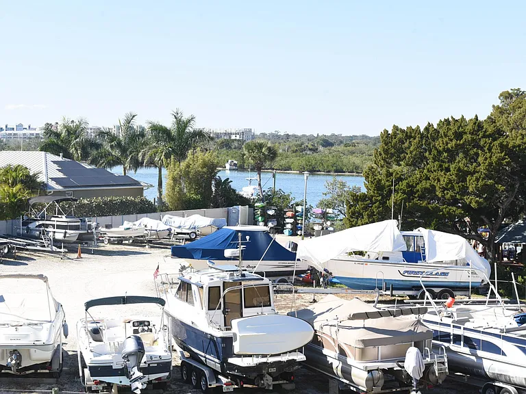 Bouchelle Boatyard