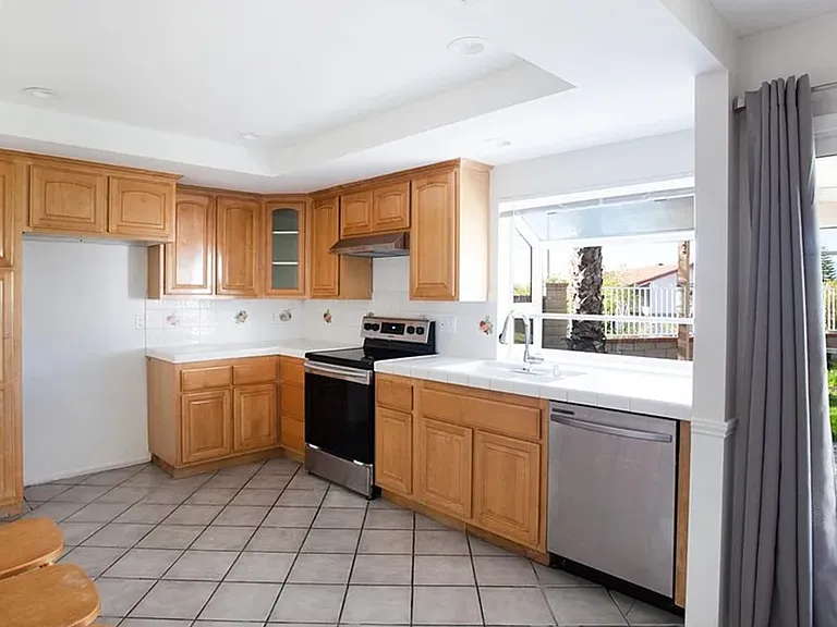 23303 Stirrup Dr — Photo 8