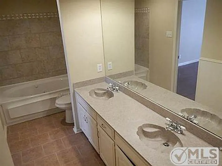 508 Dogwood Dr — Photo 14