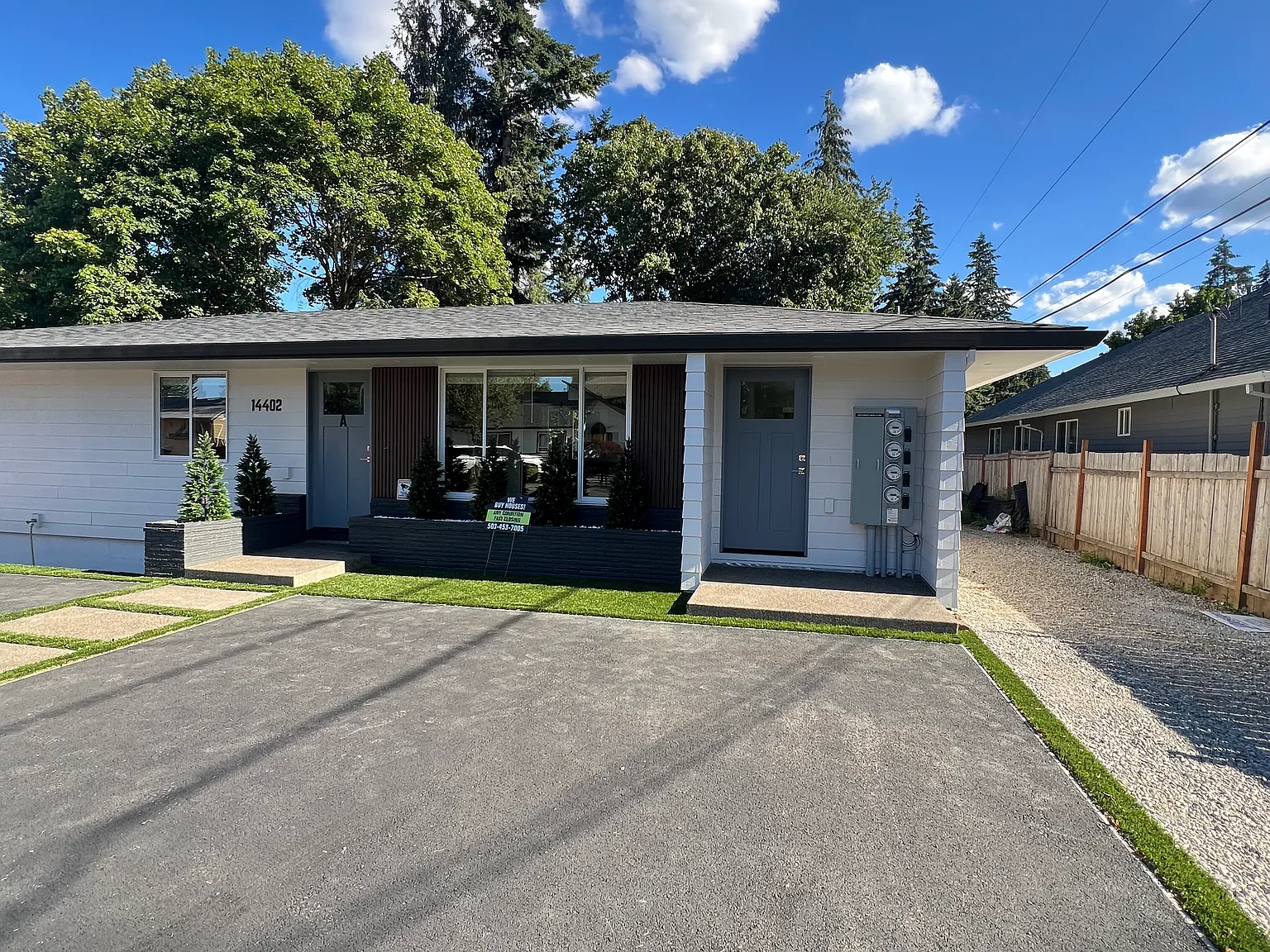 3 bed, 1.5 bath, 1185 sqft, $2,350 — Photo 2