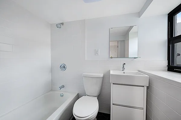 Rented by Compass | media 10