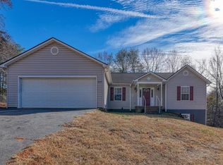 215 S Johnson St, Landrum, SC 29356