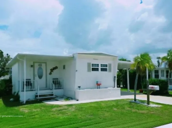 154 4th St, Nokomis, FL 34275