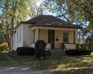 1st image of 609 Coolidge St