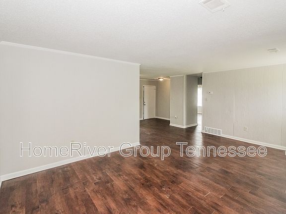 4th image of 3363 Barbwood Dr