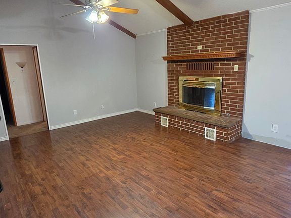5th image of 1039 Delta St