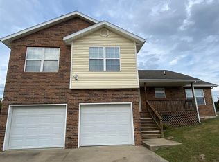 20385 Simmons Rd, Waynesville, MO 65583