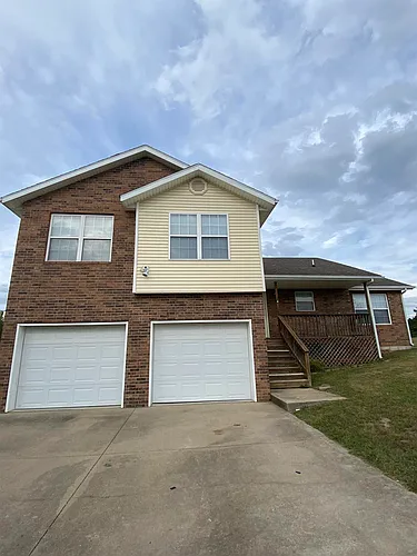 20385 Simmons Rd Photo 1