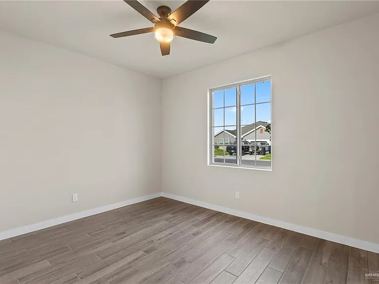 4809 S Markland Ave — Photo 22