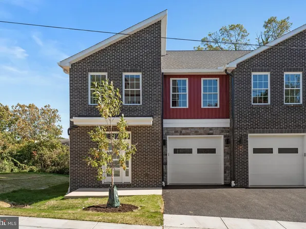 425 Hillside Ave, Lancaster, PA 17603