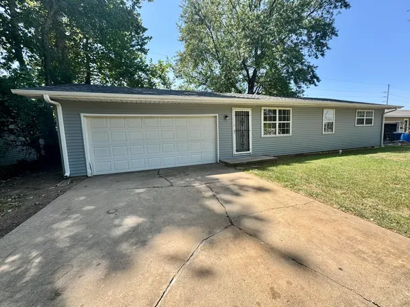 2908 W Scott Street, Springfield, MO 65802