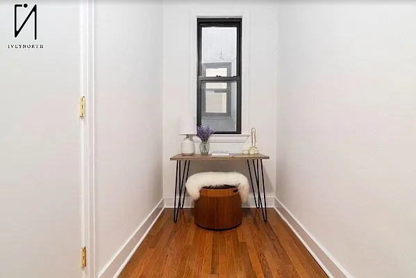 Rented by Ivey North LLC | media 24